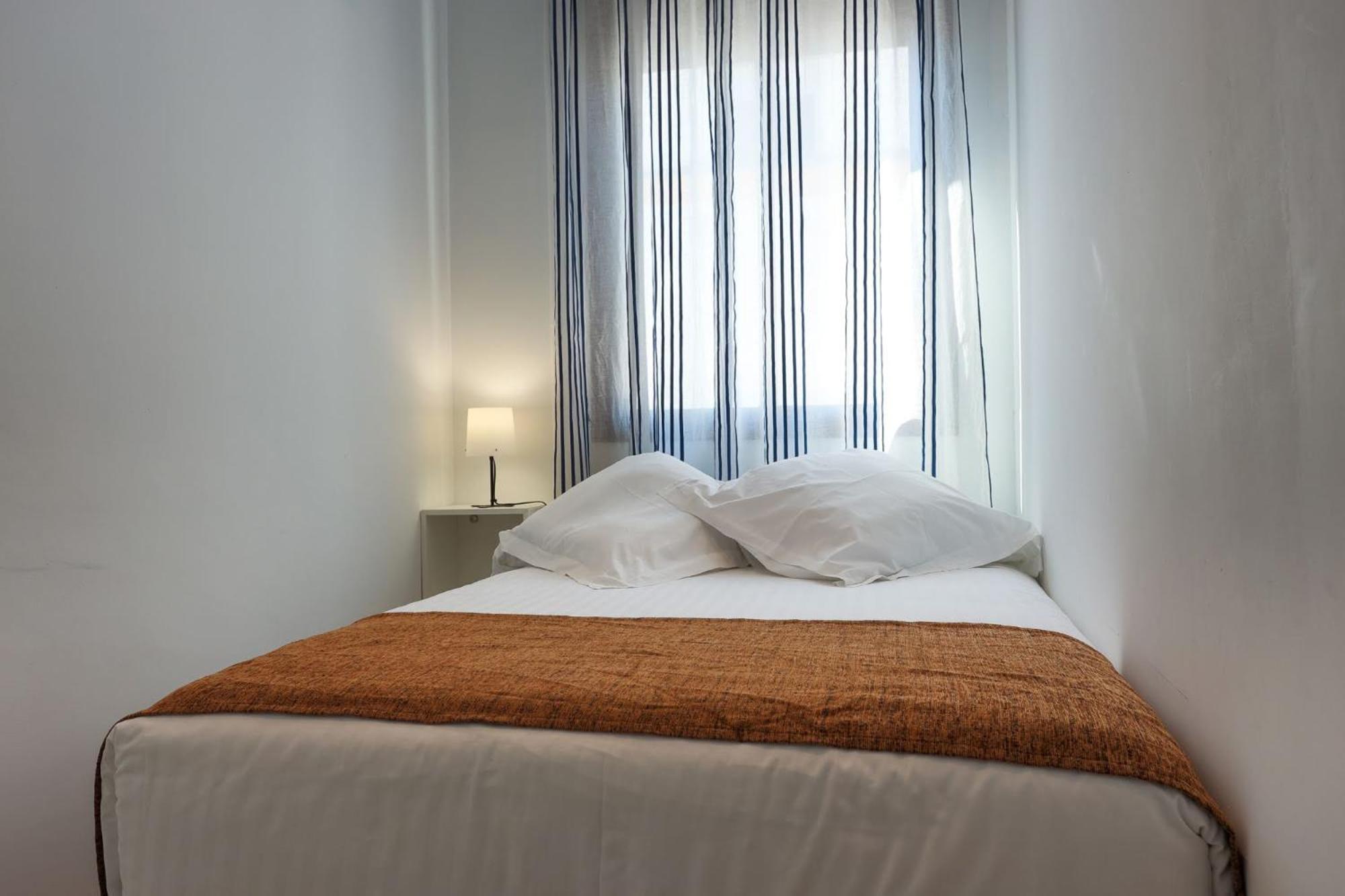 Apartamentos Los Cantaros El Puerto de Santa María Kültér fotó