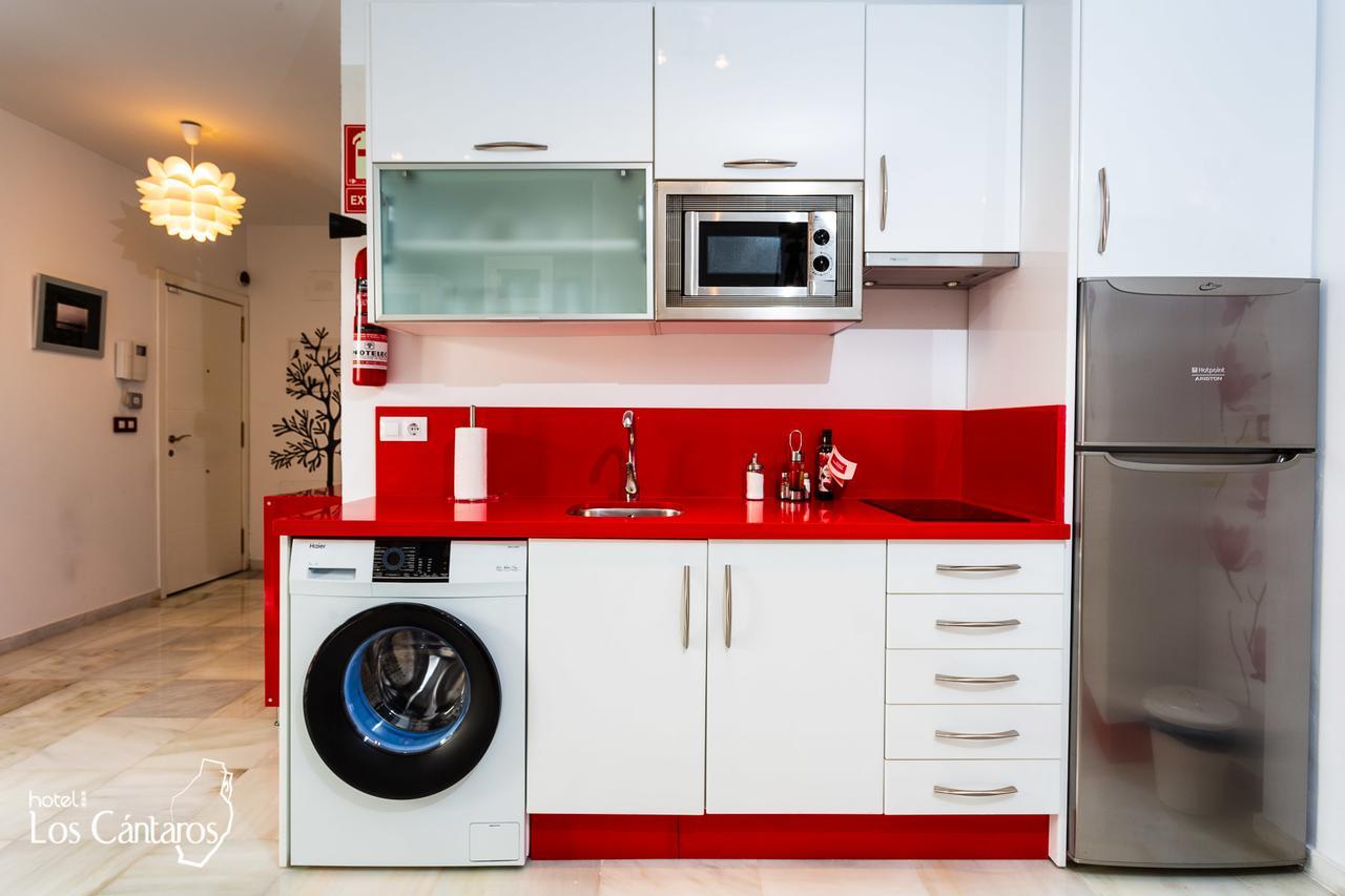 Apartamentos Los Cantaros El Puerto de Santa María Kültér fotó