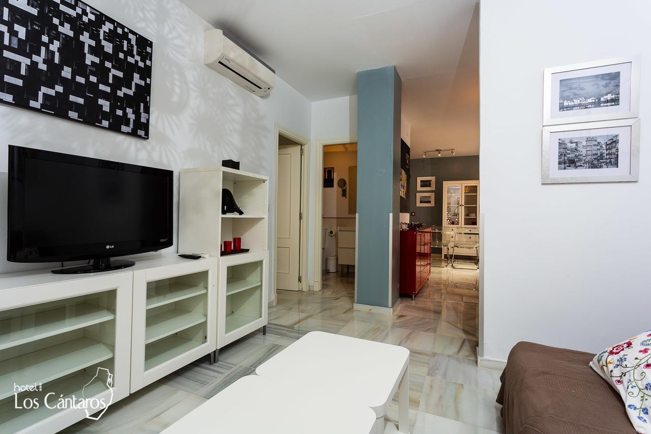 Apartamentos Los Cantaros El Puerto de Santa María Kültér fotó