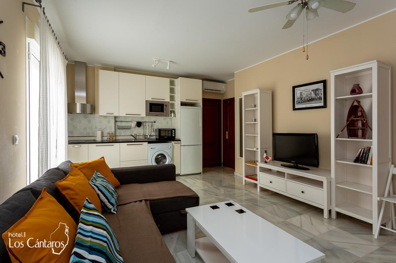 Apartamentos Los Cantaros El Puerto de Santa María Kültér fotó