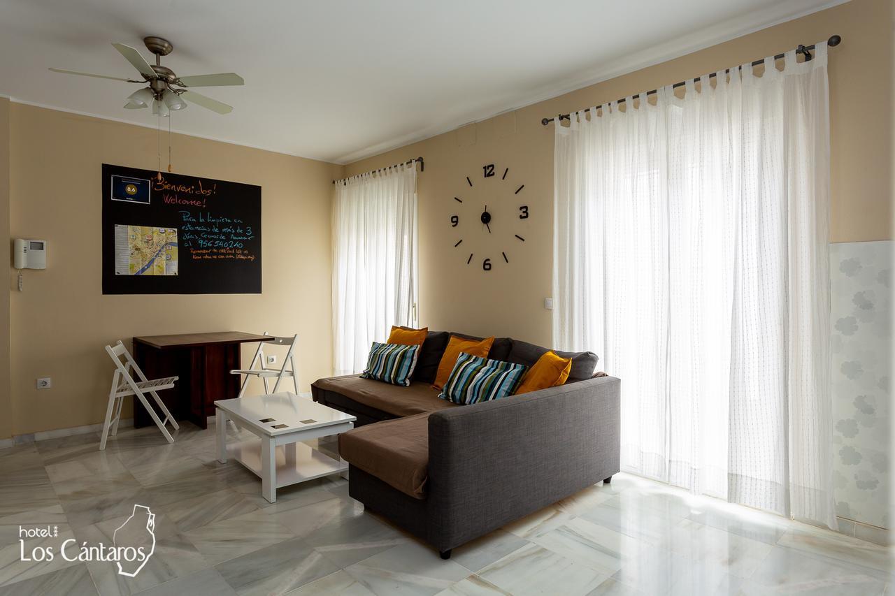 Apartamentos Los Cantaros El Puerto de Santa María Kültér fotó